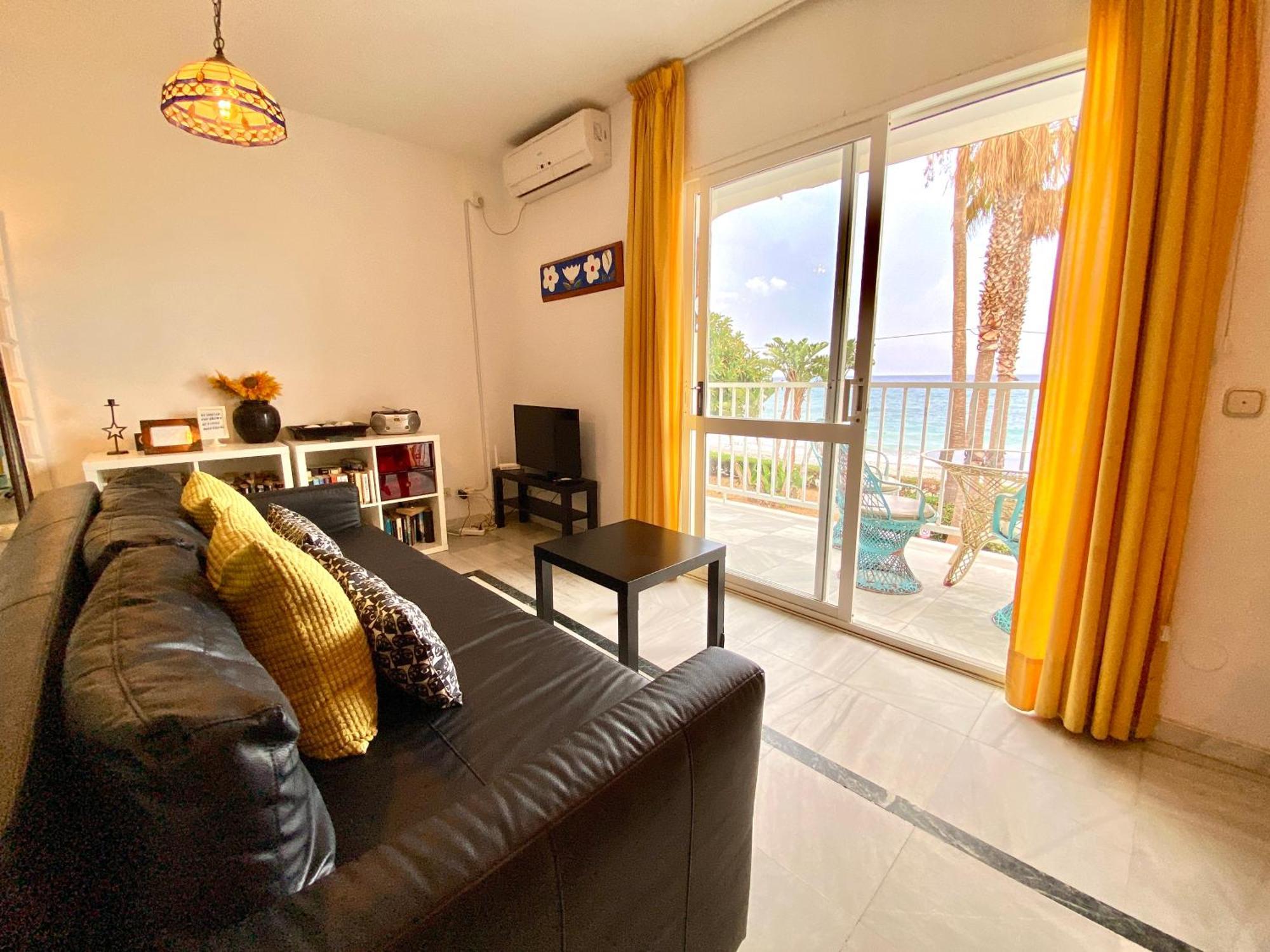 First Line Torrox Costa Apartment Bagian luar foto